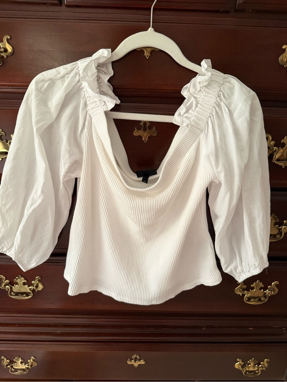 Who What Wear White Ruched Puff Sleeve Ribbed Top